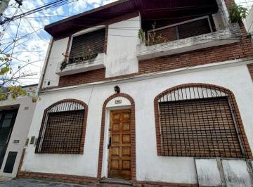PH · 120m² · 5 Ambientes · Departamento PH en Venta en Santos Lugares, Tres de Febrero, G. B. a. Zona Oeste