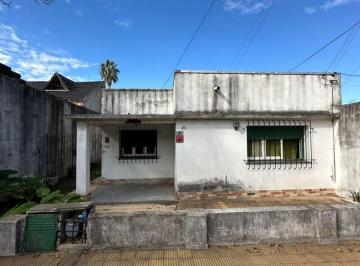 GIA-GIA-3155_2 · Casa 3 Ambientes. | Charlone 1757