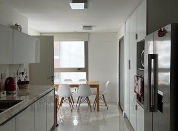 Departamento · 200m² · 4 Ambientes · 2 Cocheras · Departamento en Belgrano Barrancas
