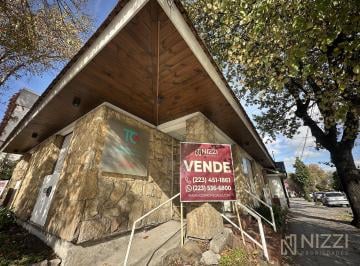 Casa · 159m² · 6 Ambientes · 1 Cochera · Chalet Chauvin Todo en Pb de 4 Dorm.