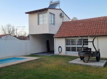 Casa · 150m² · 4 Ambientes · 2 Cocheras · Barrio Cordón del Plata