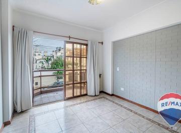 Departamento · 45m² · 2 Ambientes · Amplio 2 Ambientes con Doble Balcón en Chacabuco