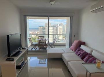 Departamento · 72m² · 3 Ambientes · 1 Cochera · Departamento en Venta en Playa Brava, Punta del Este
