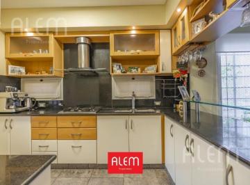 Casa · 115m² · 4 Ambientes · 1 Cochera · Casa de 3 Dorm. en Venta en Lomas de Zamora Este | Apto Crédito