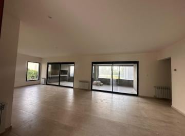 Casa · 420m² · 3 Dormitorios · 2 Cocheras · Casa en Country La Arbolada Hollywood 3 Dorm.
