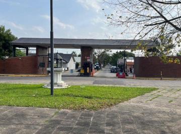 Casa · 80m² · 3 Ambientes · Venta Casa 4 Amb Acepta Permuta Altos de Podestá