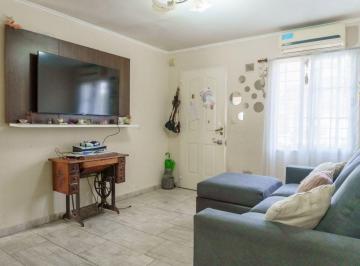 Casa · 80m² · 4 Ambientes · 1 Cochera · Venta Casa 4 Amb Acepta Permuta Altos de Podestá