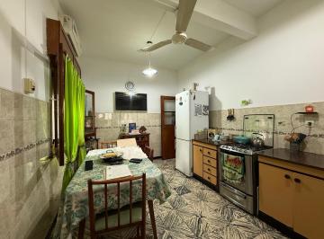 PH · 87m² · 4 Ambientes · PH Cuatro Ambientes Quincho Patio Apto Credito Wilde