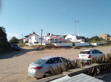 Casa · 300m² · 5 Ambientes · 1 Cochera · Casa en Alquiler en Pinamar