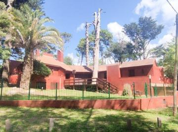GIA-GI1-3156_2 · Venta Casa Paraiso 5 Amb Barrio Norte 661 m² Cub 230 m² Cub