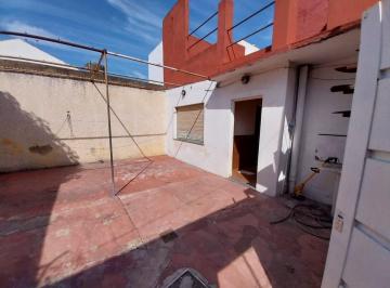 PH · 42m² · 2 Ambientes · PH 2 Amb Planta Baja Al Medio
