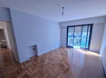 Departamento · 76m² · 3 Ambientes · Departamento Semipiso en Venta en Caballito, Capital Federal, Buenos Aires