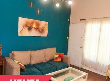 Casa de 4 ambientes, Quilmes · Casa con Oficina/local Al Frente. Quilmes
