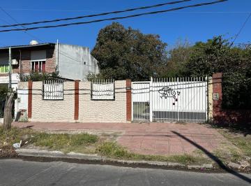 Casa · 122m² · 3 Ambientes · 1 Cochera · Casa en Venta en G. de Laferrere
