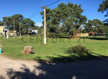 Terreno · 416m² · Lote en Venta en La Caleta, Mar Chiquita – Esquina Privilegiada Frente a La Plaza