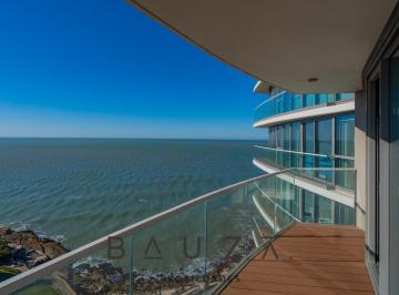 Departamento · 140m² · 4 Ambientes · 2 Cocheras · Venta Departamento 4 Ambientes con Cochera Doble Playa Chica