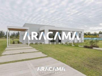 RRA-RRA-1772_2 · Casa en Venta 4 Ambientes en Estancia Villa Maria, Canning
