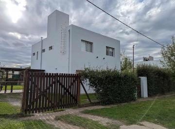 Imagen 1 - Casa de 3 Dormitorios con jardín y piscina en Tierra de Sueños II - · Casa de 3 Dorm. con Jardín y Piscina en Tierra de Sueños II