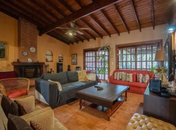 Casa · 291m² · 6 Ambientes · 2 Cocheras · Casa Chalet en Venta en Florida, Vicente López, G. B. a. Zona Norte