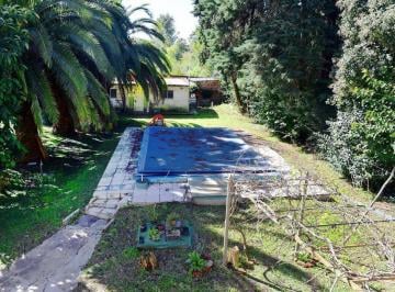 Casa · 90m² · 4 Ambientes · 2 Cocheras · Venta Casa Quinta 4 Amb Pileta Merlo Ferrari