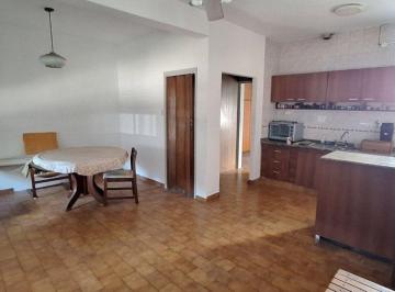 Casa · 112m² · 5 Ambientes · 1 Cochera · Venta Casa Zona Sur 4 Dorm.. Cochera Terraza
