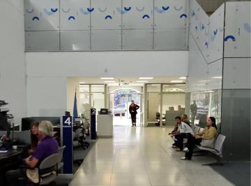 Local comercial · 1187m² · Local en Venta en San Isidro Centro - con Estacionamiento!