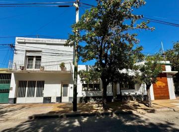 Casa · 235m² · 6 Ambientes · 1 Cochera · Casa en Venta en Pergamino