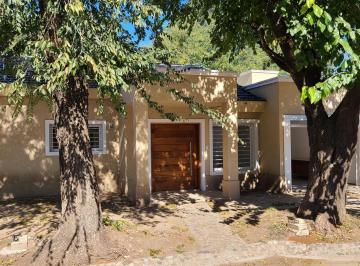 Casa · 165m² · 3 Ambientes · 2 Cocheras · Casa en Planta Baja Apta Credito