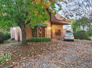 Casa · 230m² · 4 Ambientes · Jmr Propiedades | Los Lagartos C. C. | Casa en Venta