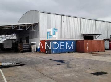 Bodega-Galpón · 3905m² · Gran Predio Industrial en Alquiler en Zona Industrial