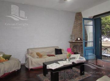 PH · 150m² · 5 Ambientes · 1 Cochera · PH con Terraza en Venta en Villa Maipú