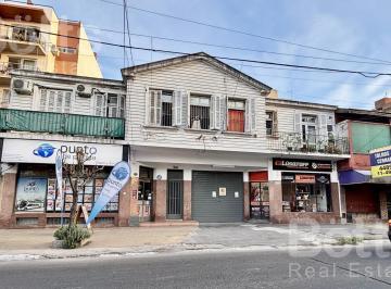 Local comercial · 206m² · 5 Ambientes · Locasl Castelar Centro, Amplio, Luminoso y Excelente Ubicación