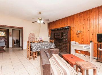PH · 93m² · 4 Ambientes · PH 3amb + Depto Monoamb en Venta en Luis Guillon