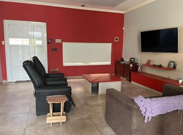 living · Venta de Casa en Construccion