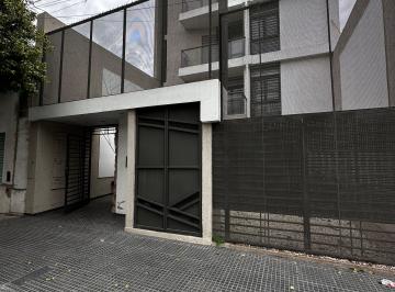 Departamento de 3 ambientes, Córdoba · Alquiler - Depto 2do Piso - Alta Cba