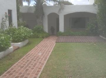 Casa · 150m² · 5 Ambientes · Casa en La Barra