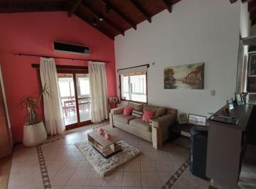 Casa · 350m² · 9 Ambientes · 2 Cocheras · Venta Excelente Casa Categoria Villa Gral Belgrano