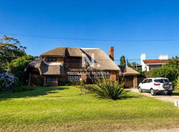 Foto1 · Hermosa Cabaña de 4 Dorm. en Venta a m de Playa Mansa, Punta del Este