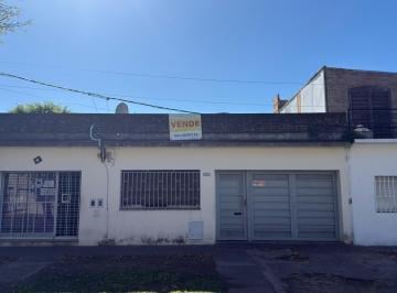 Casa de 5 ambientes, Rosario · Venta Casa Toda Planta Baja con Local a La Calle