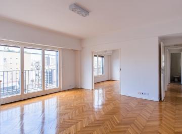 Departamento · 90m² · 3 Ambientes · Departamento Recoleta en Alquiler 3 Ambientes Mas Dependencia. piso Alto.100%luz. Reciclado.