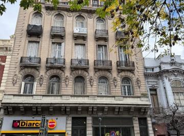 Departamento · 361m² · 11 Ambientes · Departamento Comercial Amplio con Oficinas y Depósito