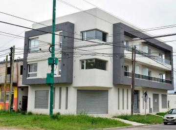 Local comercial · 80m² · Local en Venta - 80 m² - Los Hornos