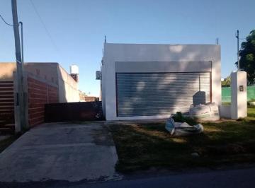 Local comercial · 50m² · 3 Ambientes · Local en Venta - 50 m² - Villa Parque Sicardi, La Plata