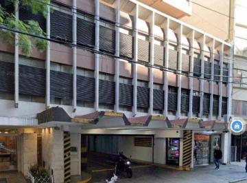 Garage · 13m² · 1 Cochera · Cochera en Venta - 13,90 m² - Congreso
