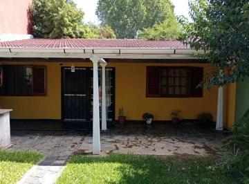 PH · 85m² · 4 Ambientes · PH en Venta - 3 Dorm. 2 Baños - 216 m² - General San Martín