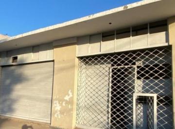 Edificio · 105m² · 5 Ambientes · Edificio Comercial en Venta - 2 Locales - Departamento - 200 m² - Merlo