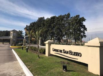 Casa · 190m² · 5 Ambientes · Casa en Venta - 3 Dorm. 2 Baños - Presidente Perón
