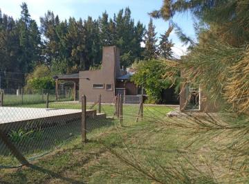 Casa · 160m² · 4 Ambientes · Casa en Alquiler - 3 Dorm. 3 Baños - La Plata
