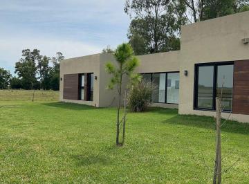 Casa · 275m² · 5 Ambientes · Casa en Chacras de La Trinidad Vista Cancha Polo