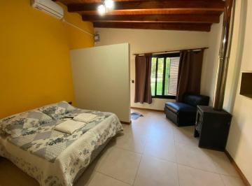 Casa · 80m² · 3 Ambientes · 1 Cochera · Casa Venta Chascomús, Lomas Altas